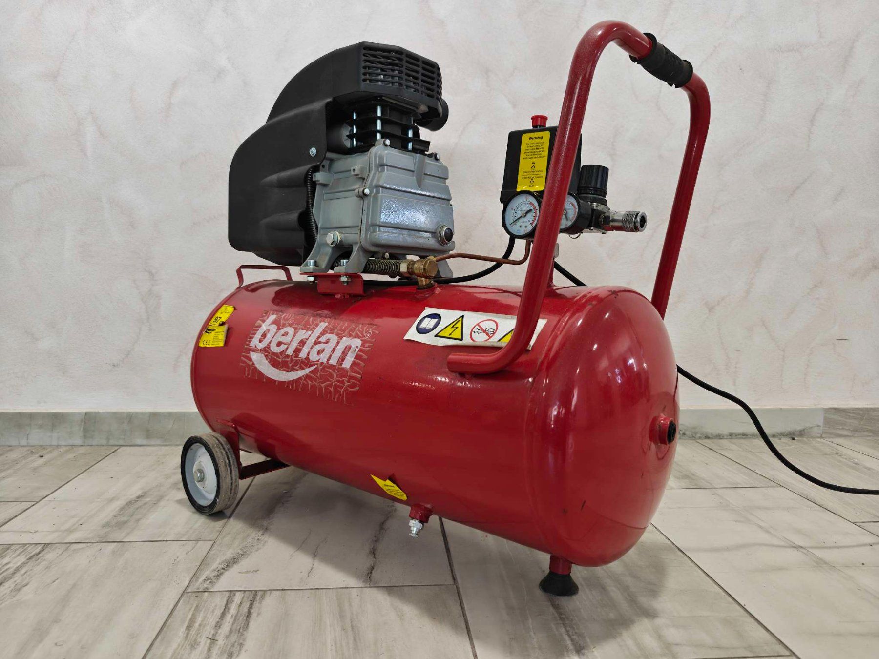 Compressori: Druckluft Kompressor 50 Liter Druckluftkompressor Kolben – Usato da Baar venduto da Werkzeugzentrum 2