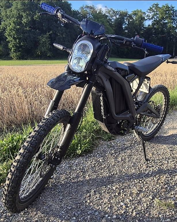 Enduro: Sur-Ron Light Bee mit Strassenzulassung. Kein Tausch. – Usato da Wangen ZH venduto da Mozzo2