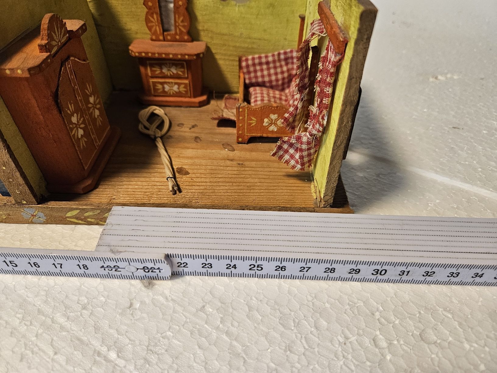 Case e mobili per bambole: Puppenhaus antik – Usato da Haslen GL venduto da Sandra40 1