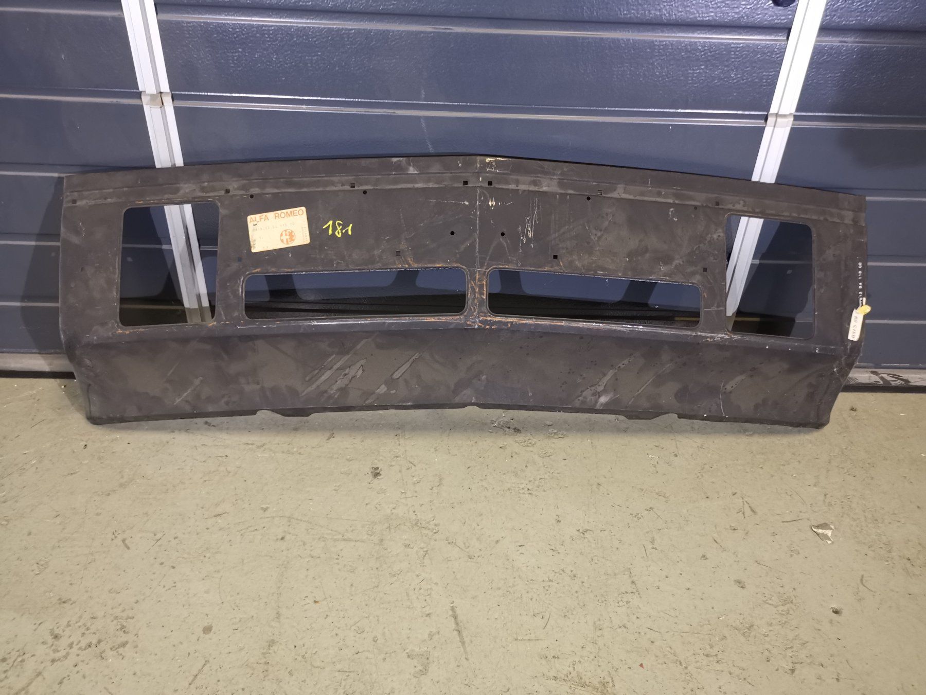 Alfa Romeo Tutti pezzi di ricambio auto: Alfa 6 (119) Frontblech – Usato da Thalwil venduto da Joker690