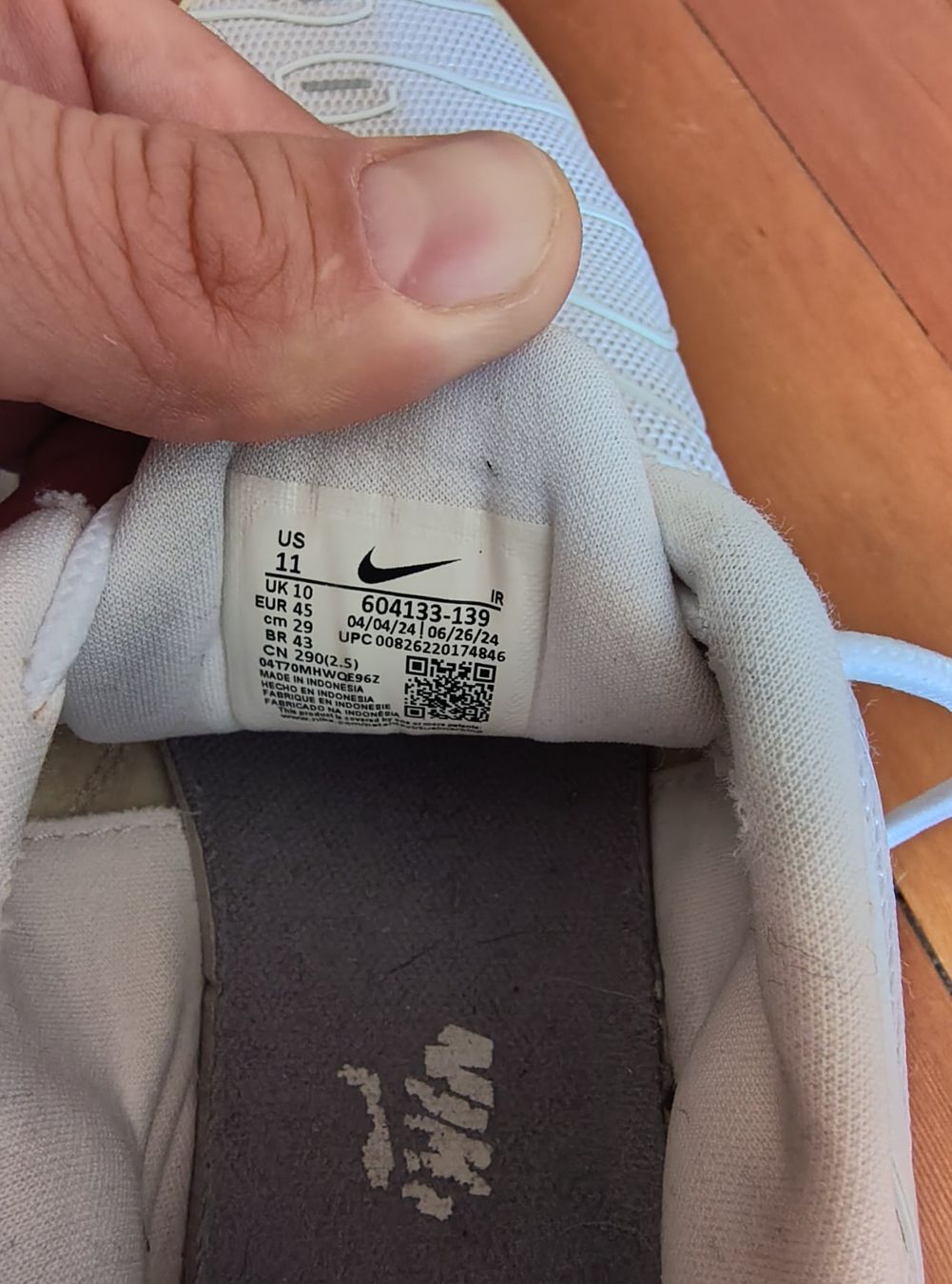 Nike Scarpe da uomo: Nike TN weiss Gr. 45 – Usato da Bern venduto da VolumeOne 2