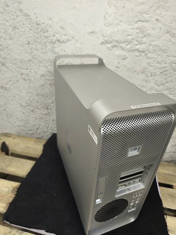 Apple PCs: Apple Mac Pro Mid 2010 – Gebraucht aus Binningen von saviola01