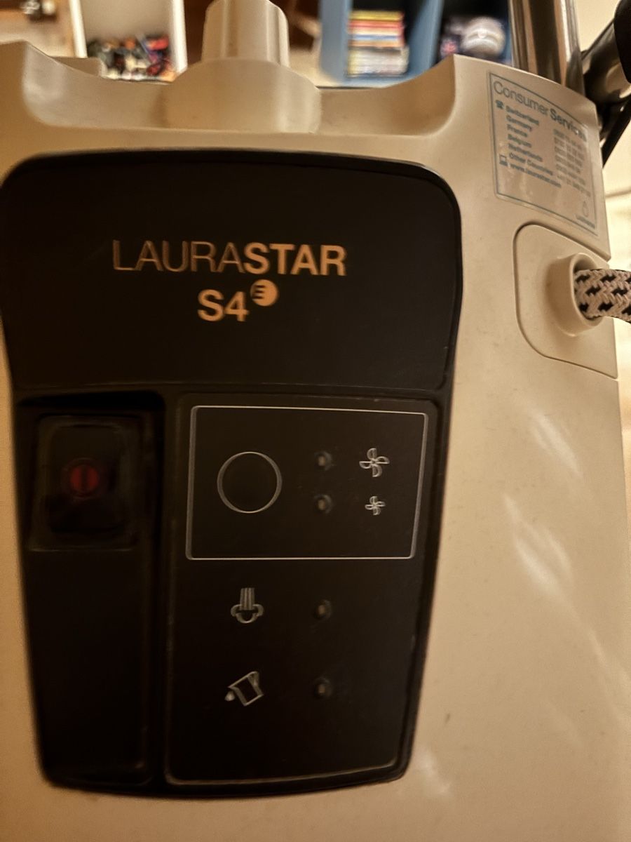 Laurastar Fers à repasser: Laurastar S Pure, système de repassage vapeur / défectueux – Défectueux à Puidoux par tof_l298 1