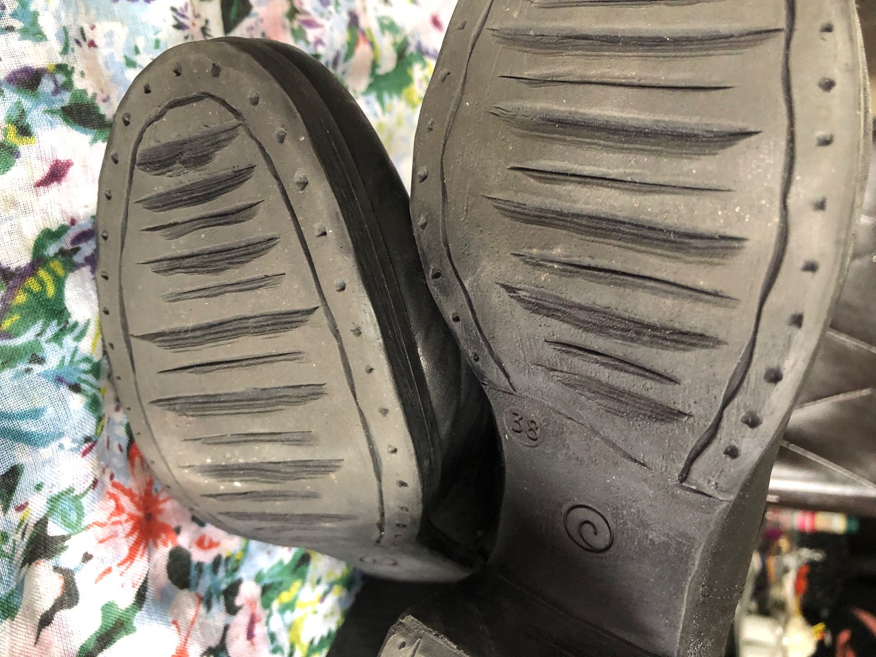 Scarpe da donna: Stiefeletten – Usato da Niederhasli venduto da bluedog21 3
