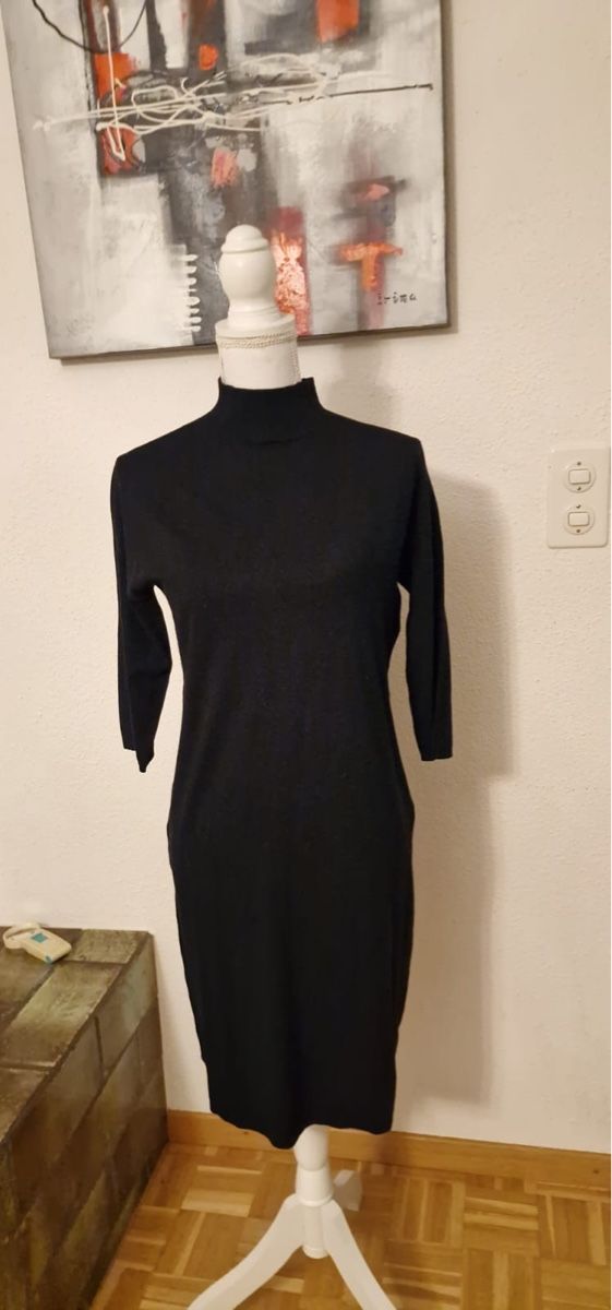 Comma Robes: Comma Kleid, Rollkragen, Grösse 36 – D'occasion à St. Gallen par mania03 2