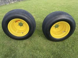 John Deere Komplettrad auf 13.00 x 17 Felge Vorderachse