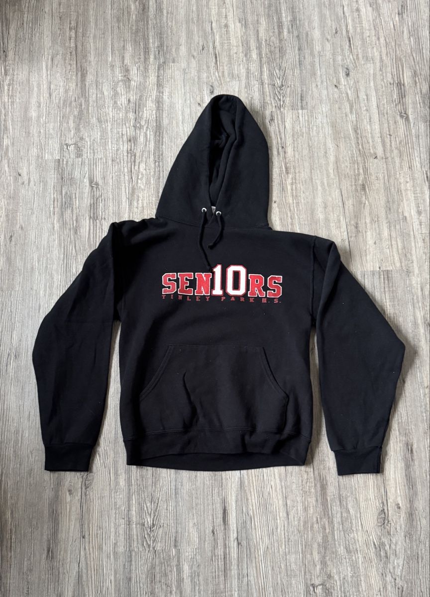 Maglioni & Felpe: Hoodie in schwarz, Grösse S – Usato da Aarwangen venduto da Yb11_