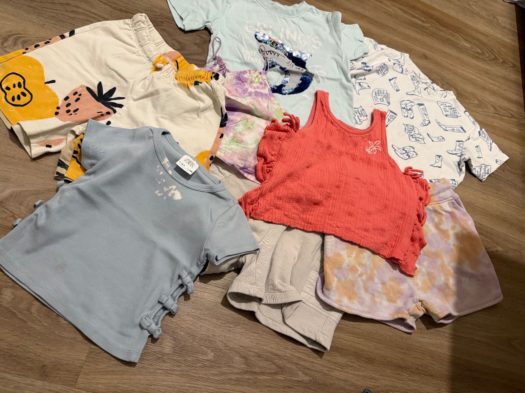 Zara Kleiderpakete & -sets: Summer clothes bundle Girl 110-120 – Gebraucht aus Adliswil von Sale12 9