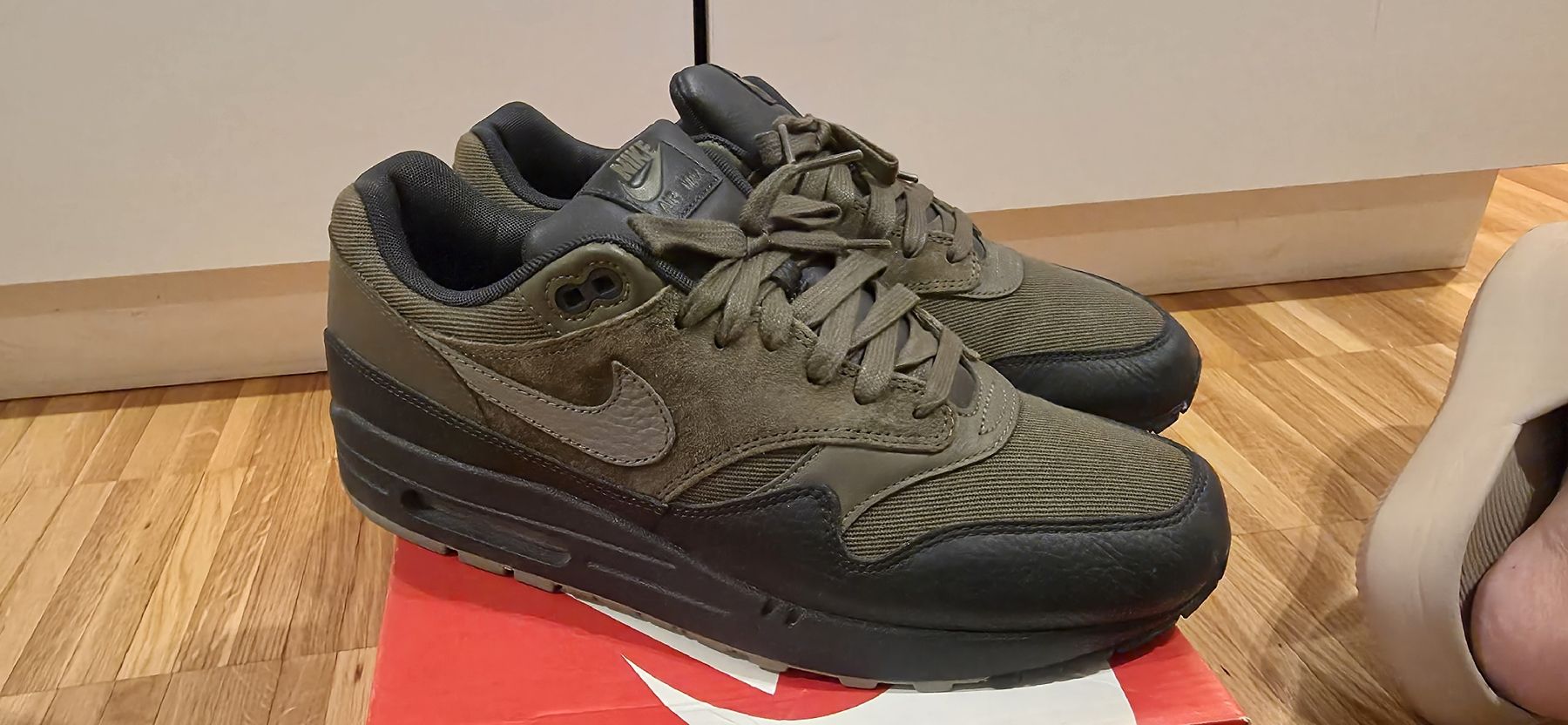 Nike Scarpe da uomo: air max 1 premium  – Nuovo (secondo la descrizione) da Nyon venduto da menzito 1