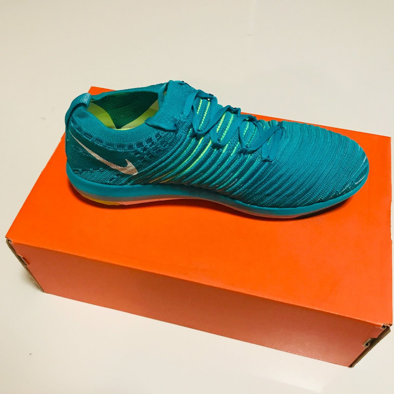 Nike Scarpe da donna: NIKE FREE TRANSFORM Gr.36; neu mit Etikette und Karton – Nuovo e nell'imballaggio originale da luzern venduto da ARNI. 3