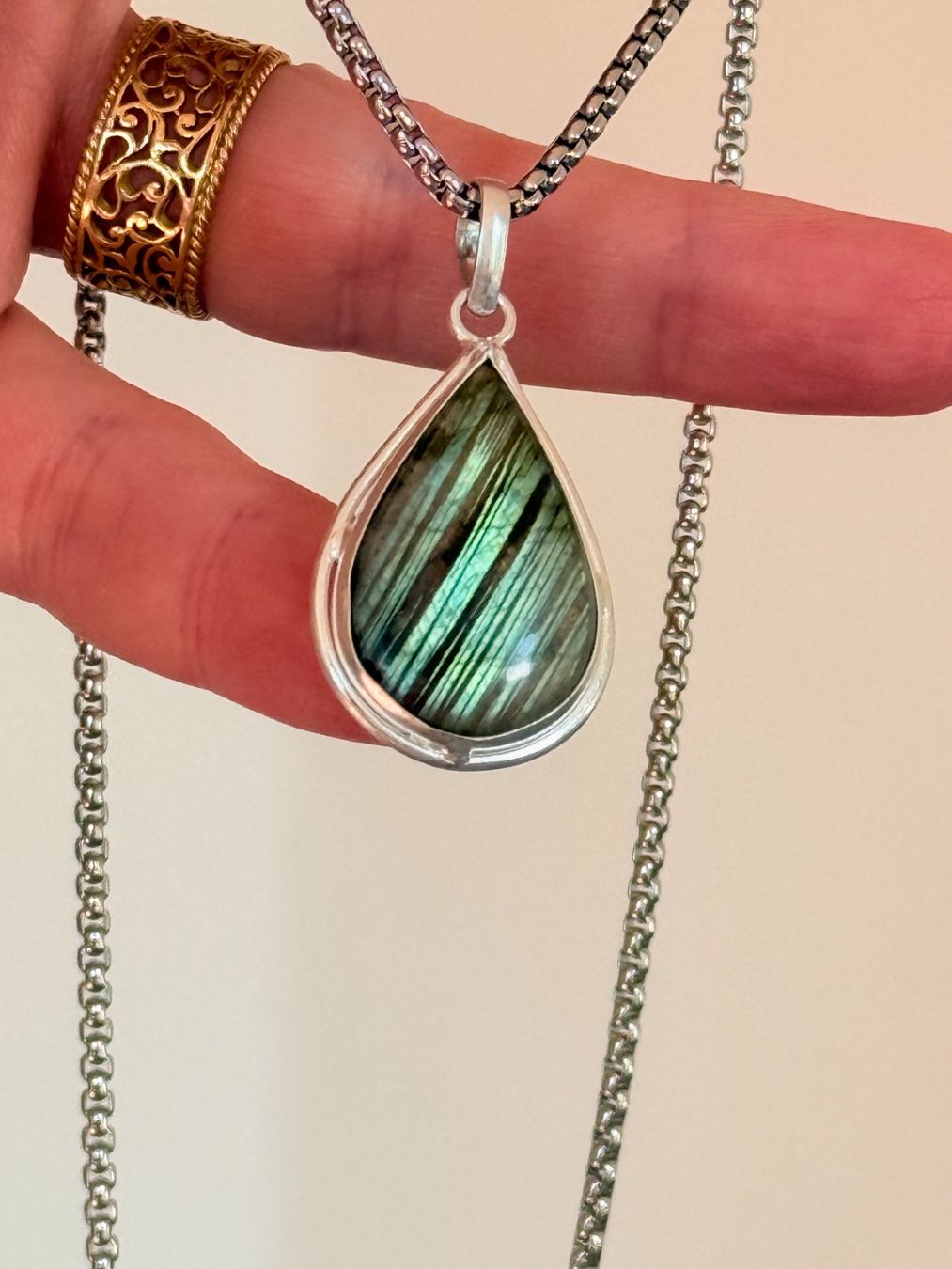Catenine: Superbe collier Labradorite, neuf! – Nuovo e nell'imballaggio originale da Genève venduto da AGBERG
