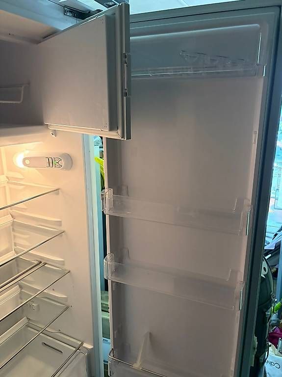 Frigoriferi: VZUG Einbaukühlschrank – Usato da Anglikon venduto da luk_h8lm 4