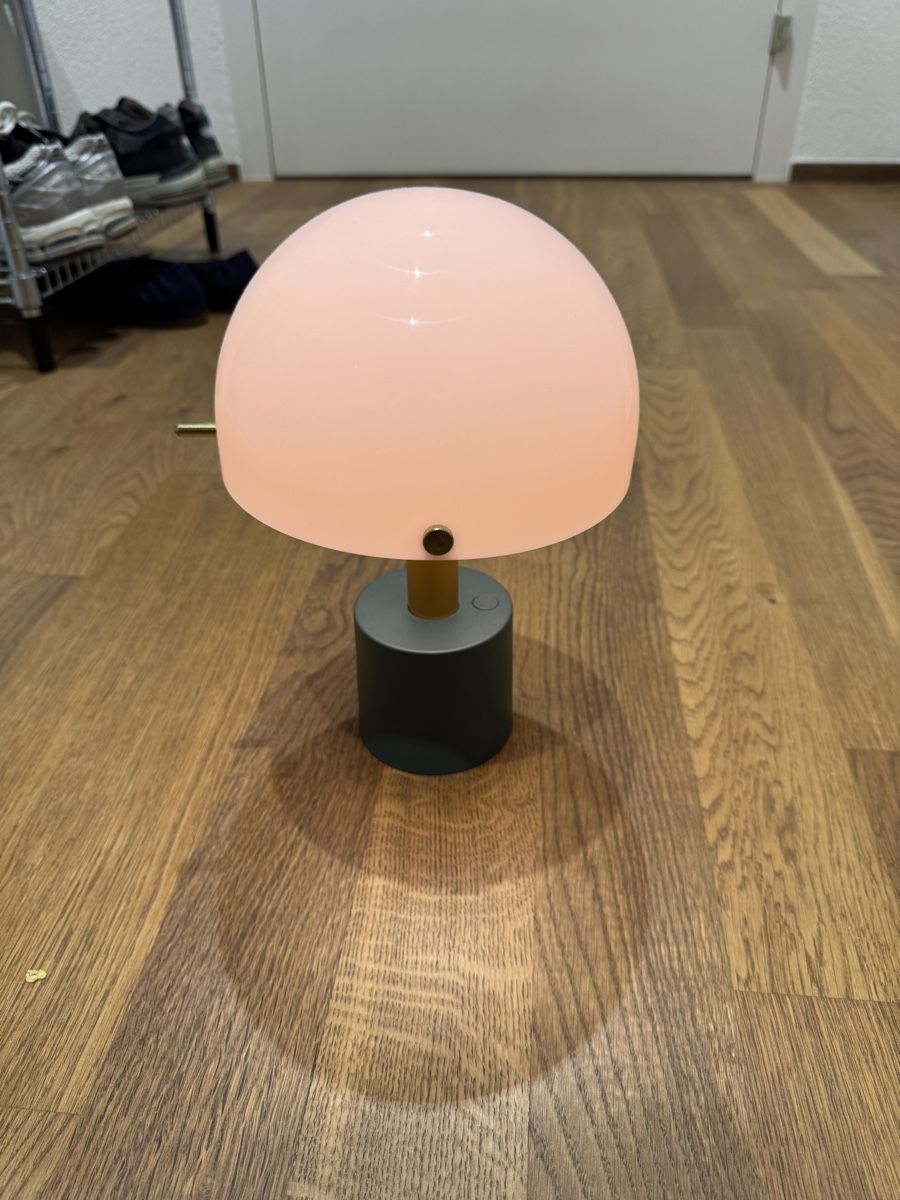 Ikea Lampade: IKEA NÖDMAST LED Lamp – Usato da Wetzikon ZH venduto da hypebeast 3