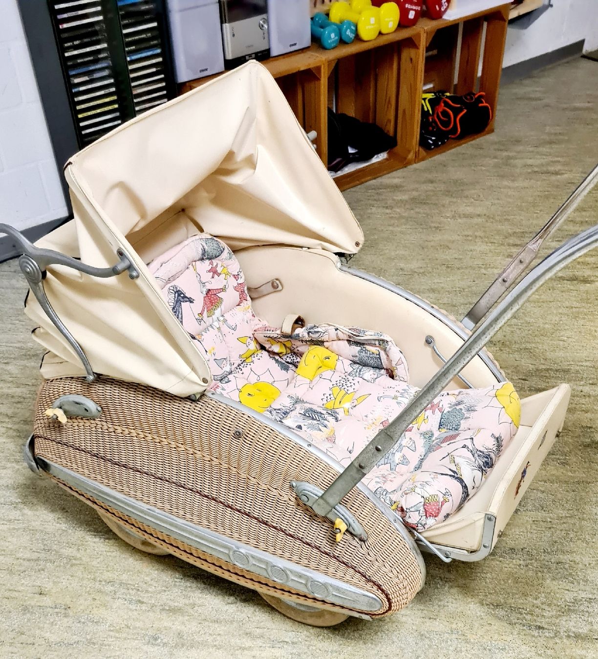 Wisa Gloria Kinderwagen: Poussette enfant Wisa Gloria – Gebraucht aus Biel/Bienne von gde_2hgy 7