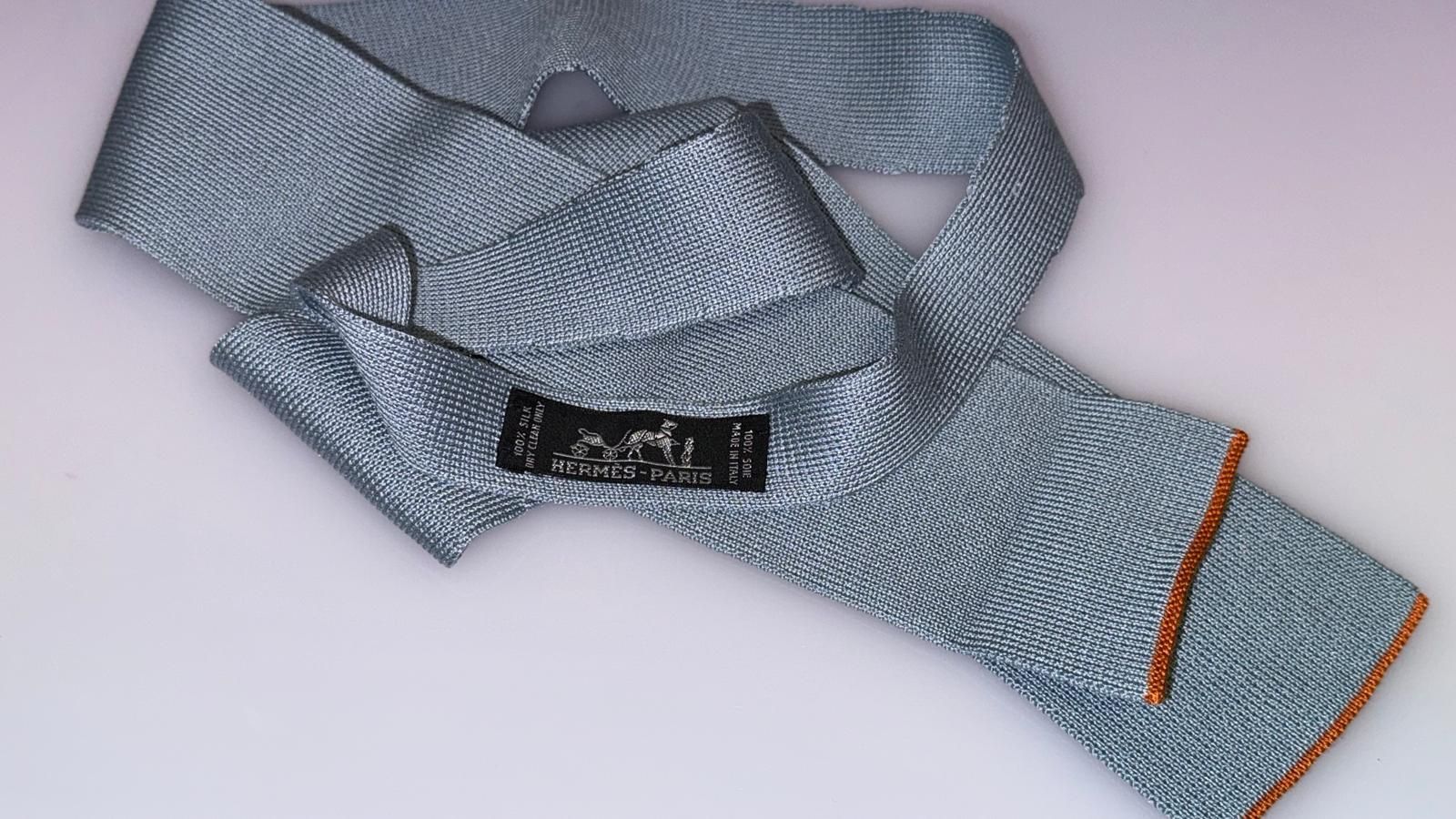 Hermès Cravatte: Tricot Seidenkravatte von Hermès  – Nuovo (secondo la descrizione) da Bolligen venduto da cla_856t