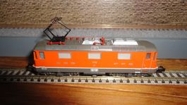 E-Lok RE4/4 rot SBB in OVP Minitrix 2977 Spur N
