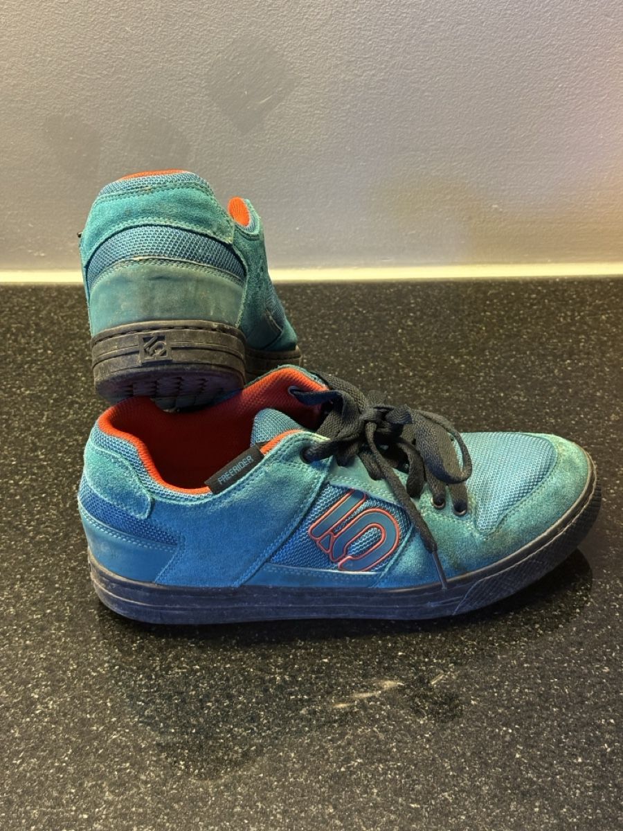 Five Ten Chaussures hommes: Five Ten Freerider MTB Schuhe – D'occasion à Davos Platz par Forumraida