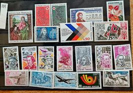 FRANCE timbres neufs **