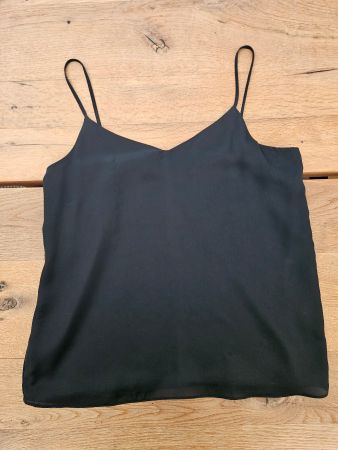 Trägertop schwarz, Gr. 38