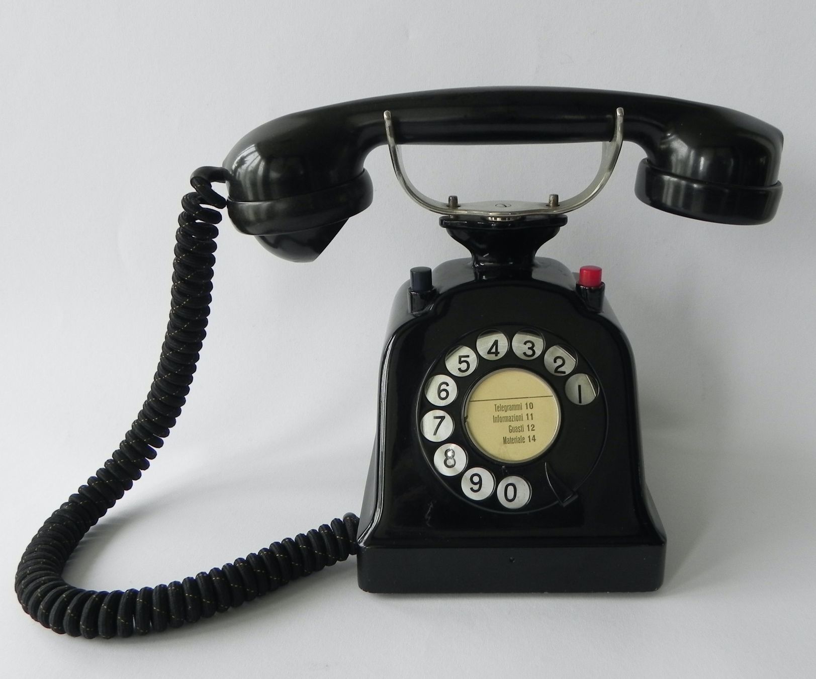 Telefoni: Altes Bakelit Telefon – Usato da Zürich venduto da Naeb123