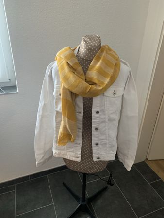Schöner, gelber senfgelber Schal, Fransen neuwertig