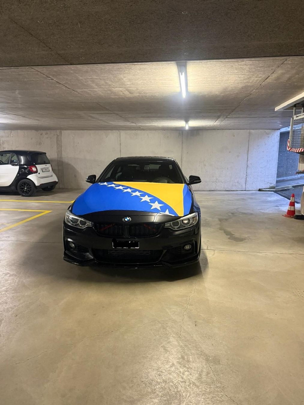 Bandiere: Bosnien Autohauben-Flagge – Nuovo e nell'imballaggio originale da Unterengstringen venduto da ste_lh5r 1