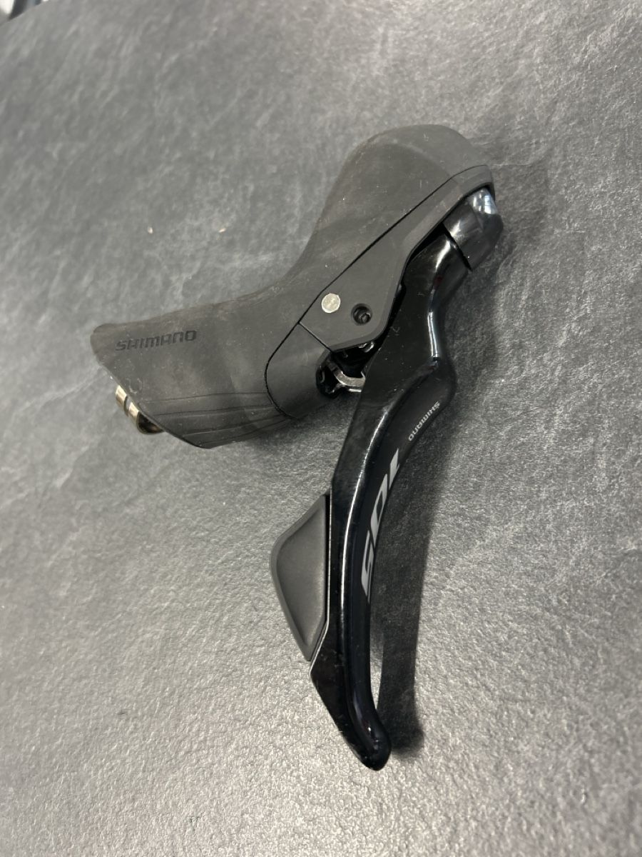 Shimano Pezzi di ricambio: Shimano 105 Hebel rechts – Nuovo (secondo la descrizione) da Jens venduto da knippcycling