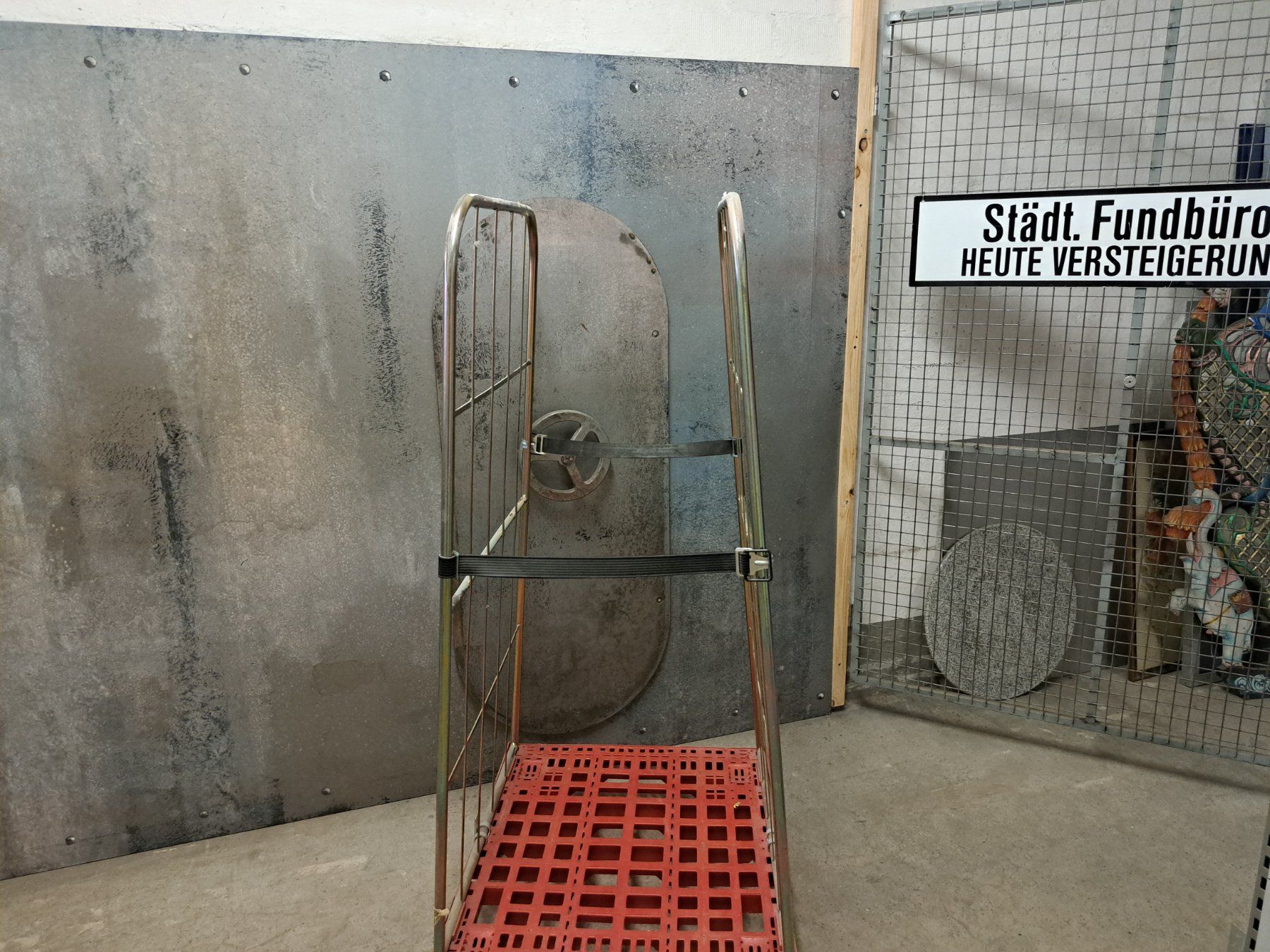 Carrelli di trasporto: Transportwagen Rollwagen Materialwagen – Usato da Belp venduto da deal-now 1