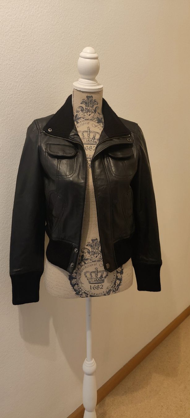 Mango Giacche: neu Mango Lederjacke Gr S – Nuovo e nell'imballaggio originale da Basel venduto da kimi.86