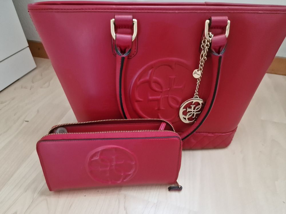 Guess bag Kaufen auf Ricardo