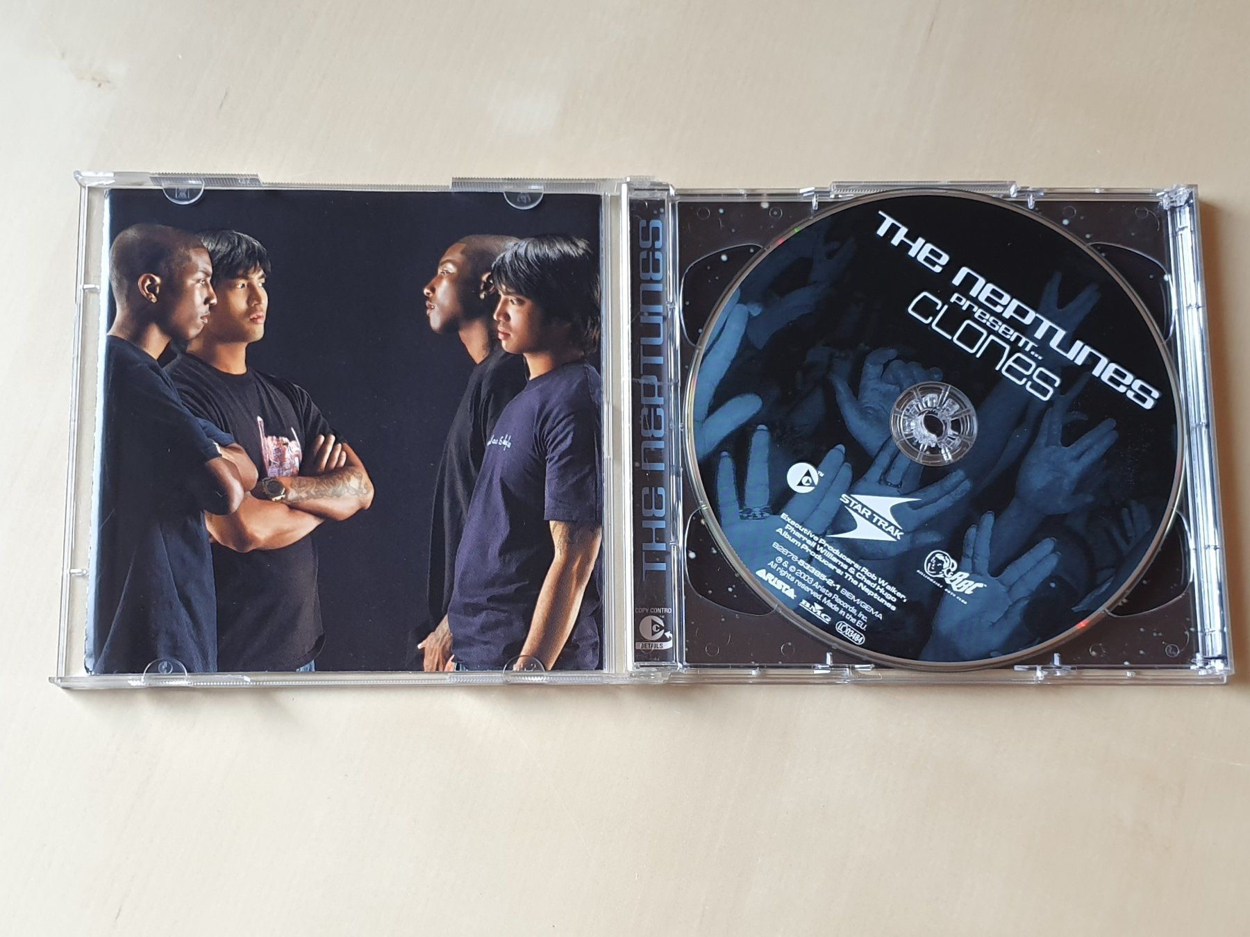 CDs: The Neptunes Clones – D'occasion à Stansstad par collectorsshop 2