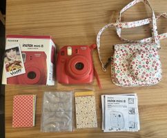 Fujifilm Instax Mini 8 rot mit Zunehör