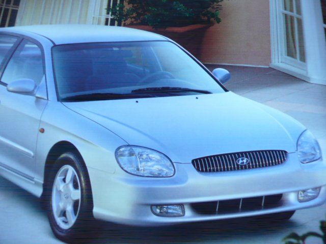 Hyundai Dokumente: Hyundai Sonata Prospekt 2000 – Gebraucht aus Zofingen von sosalinos01 3