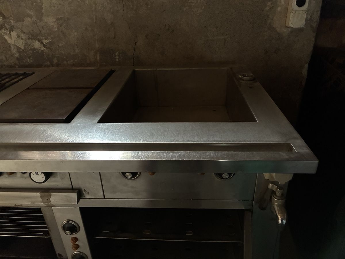 Cucine complete: Gastro Küche Inox – Difettoso da Herznach venduto da uhasler77 5