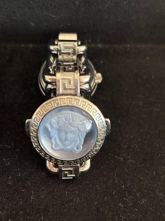 Orologi: Versace Medusa Damenuhr – Usato da Seon venduto da pitschli02 1