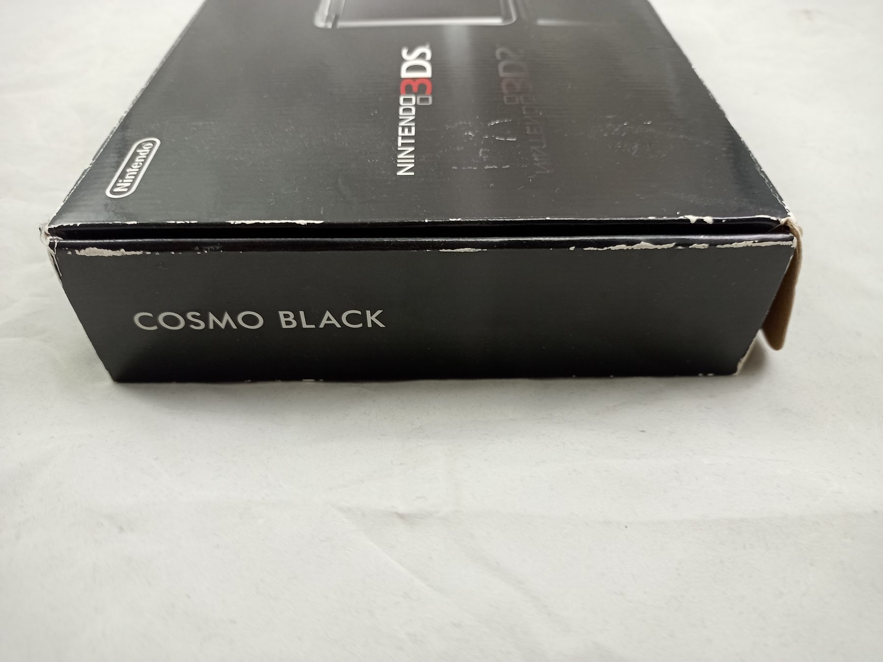 Giochi: Nintendo 3DS Konsole schwarz JAP mit OVP – Nuovo (secondo la descrizione) da Buchs AG venduto da SellAndBuyX 2