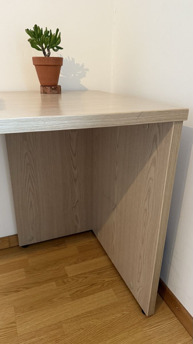 Scrivanie: Schreibtisch Holzoptik – Usato da St. Gallen venduto da ema_rcj6 1