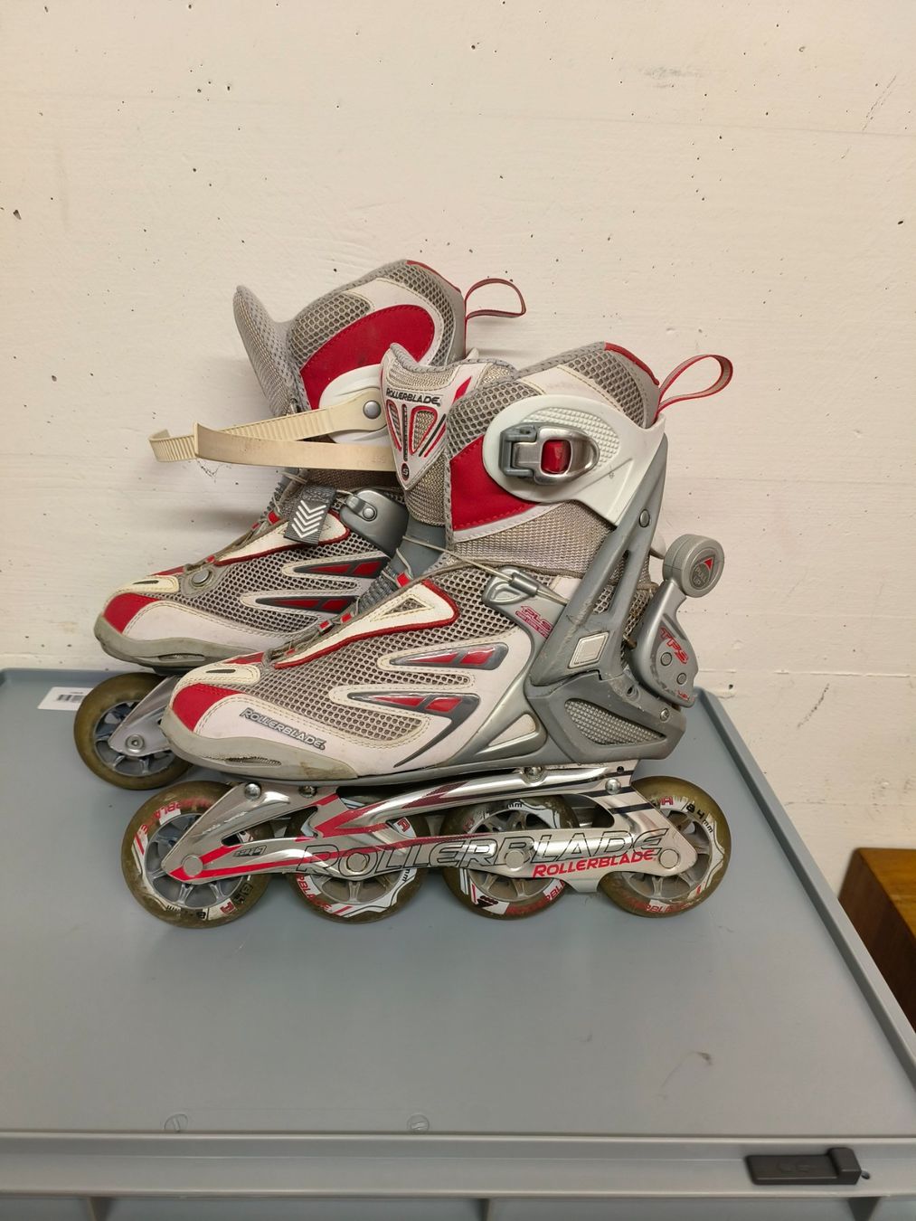 Inline-Skating & Rollschuhe: Inlineskates Rollerblade Grösse 41 Gebraucht – Gebraucht aus Ettingen von sylsch