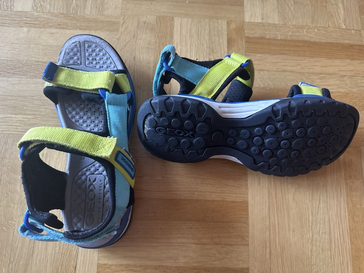 Geox Schuhe für Jungen: Geox Kindersandalen, Gr. 34 – Gebraucht aus Kilchberg ZH von Von_dutch 1