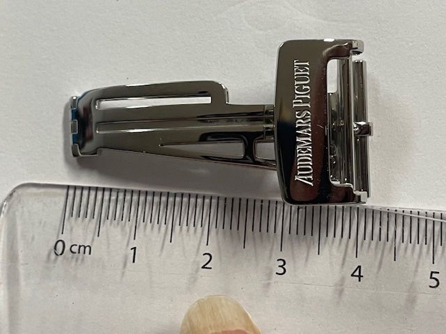 Audemars Piguet Armbänder & -reifen: Boucle déployante Audemars Piguet – Gebraucht aus Veyrier von bub_b77p 8