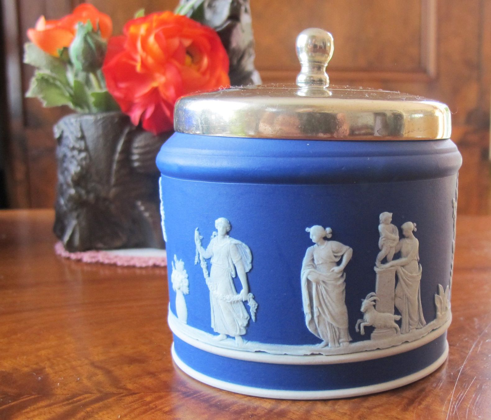 Zuckerdosen: ZUCKERDOSE WEDGWOOD JASPERWARE  DUNKELBLAU – Gebraucht aus Matzingen von exklusives 1