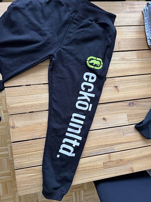 Pantaloni: Ecko Trainerhosen – Usato da Kriens venduto da Schnupf7