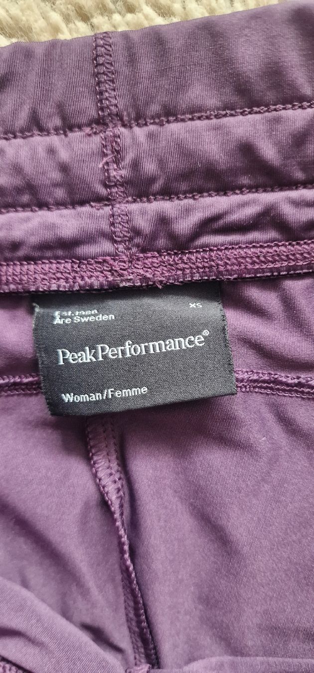 Peak Performance Pantaloni: sporthose, xs – Usato da Zürich venduto da michelle212 1