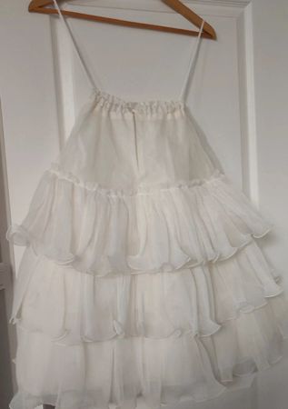 Jupe blanche à volants 8ans