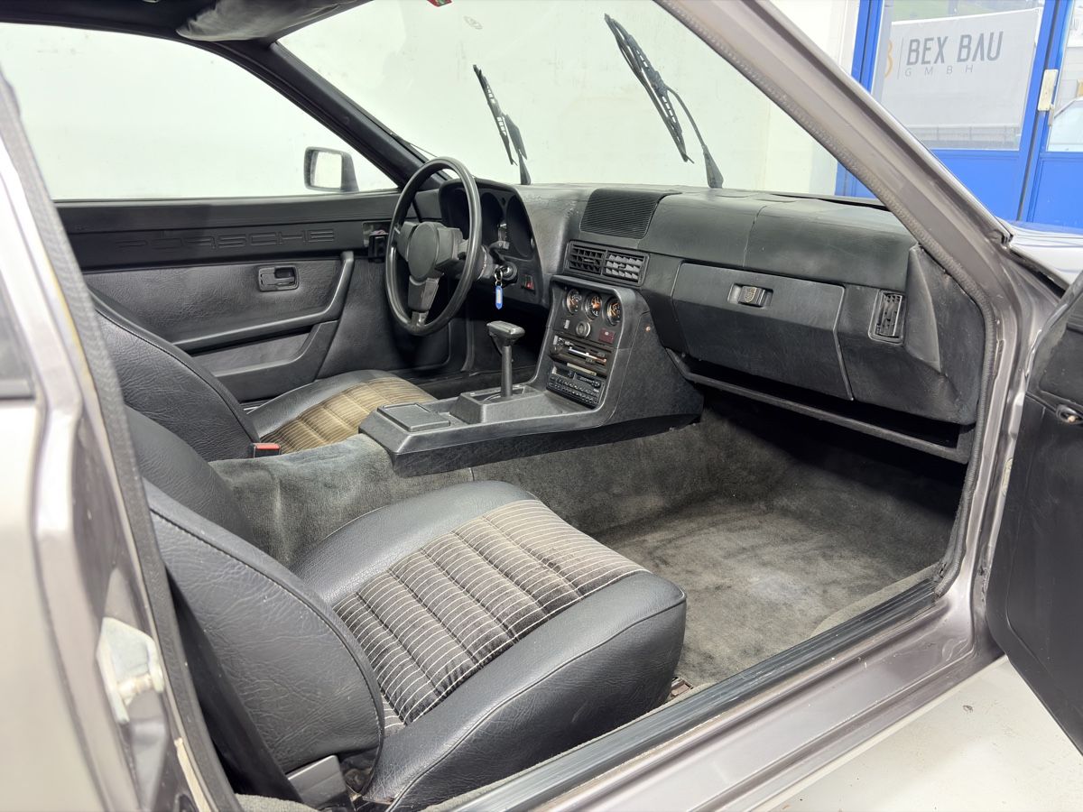 Porsche Autos: Porsche 924  – Defekt aus Kilchberg ZH von mrzh8000 6