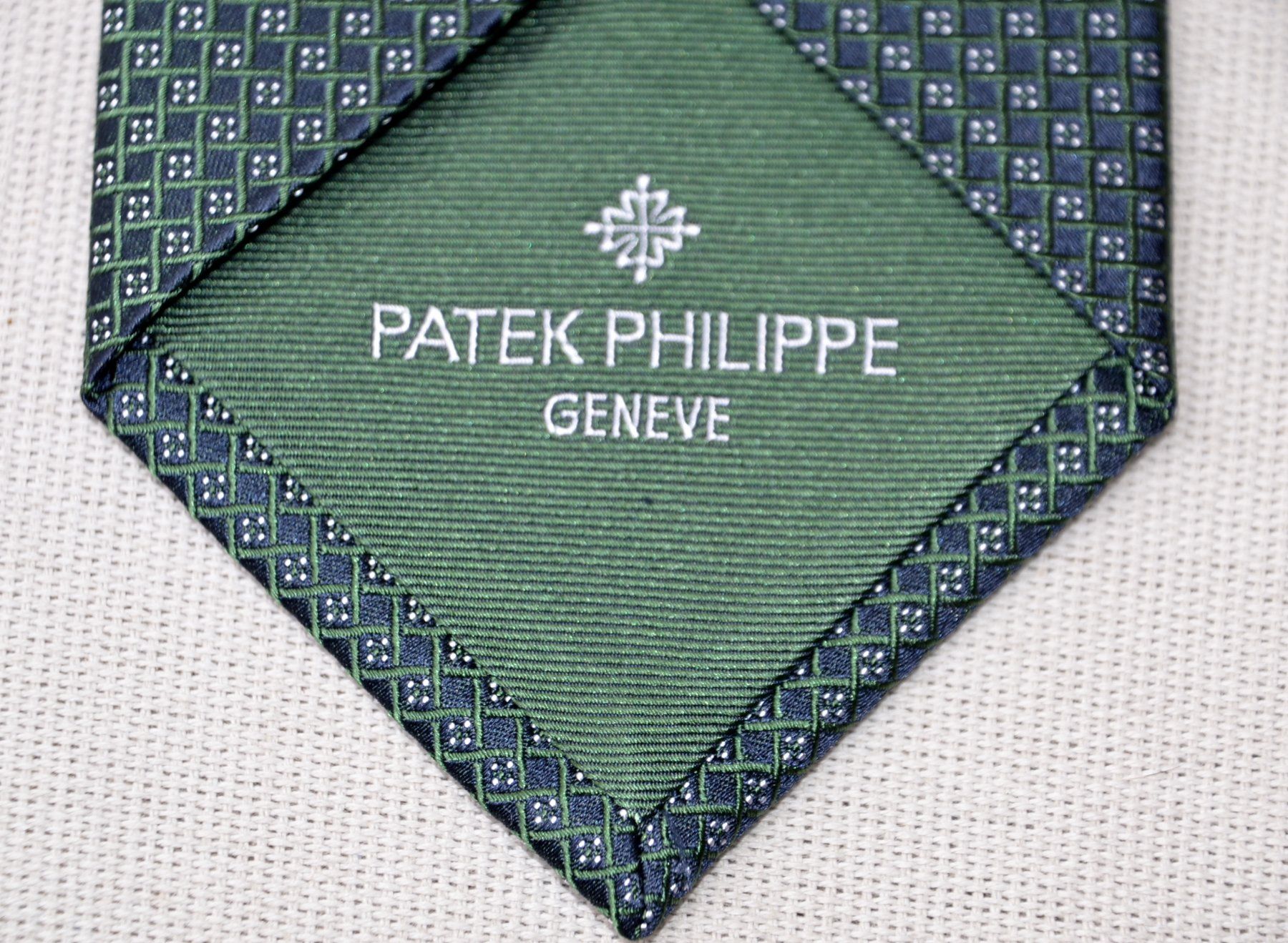 Patek Philippe Cravatte: Krawatte / cravate Philippe Patek – Usato da Collonges venduto da Auganien 2