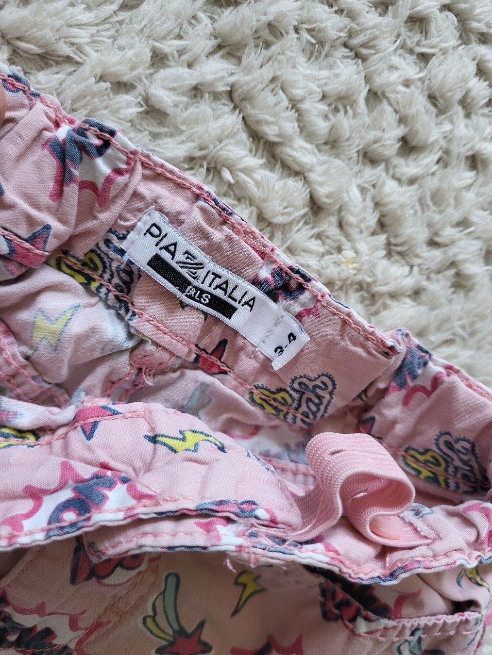 Pantaloni: Mädchen Shorts ca. Gr 86 Sommer verstellbar – Usato da Felben-Wellhausen venduto da Brummbaer90 1