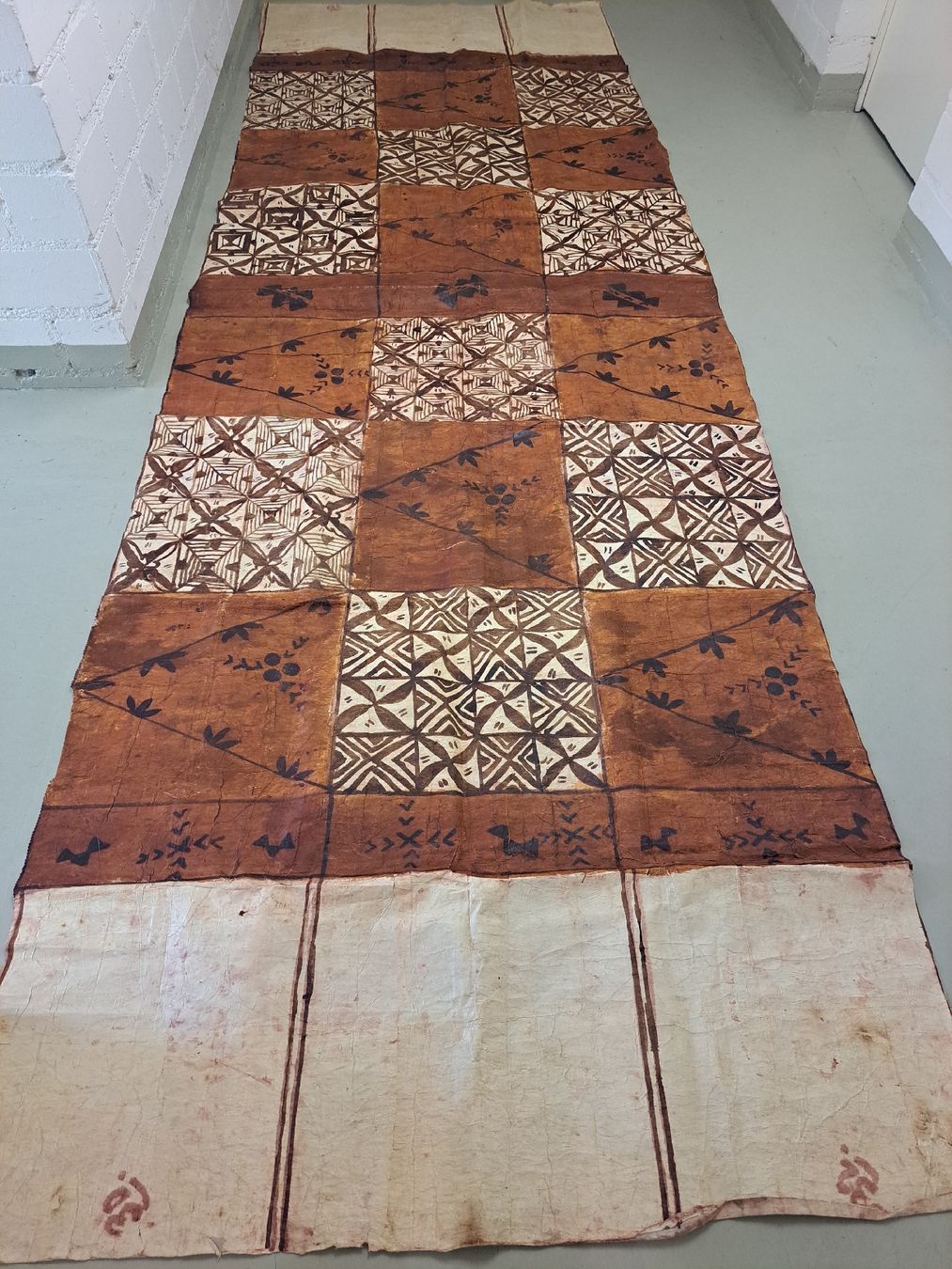 Tutte le decorazioni: Original Tapa von Eua Insel Tonga – Usato da Riehen venduto da Appia48 2
