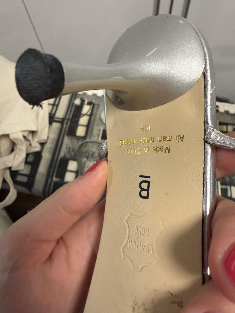 Scarpe da donna: Silberne Sandalen mit Strass Grösse 41 – Usato da Zürich venduto da corinne_secondhand 2