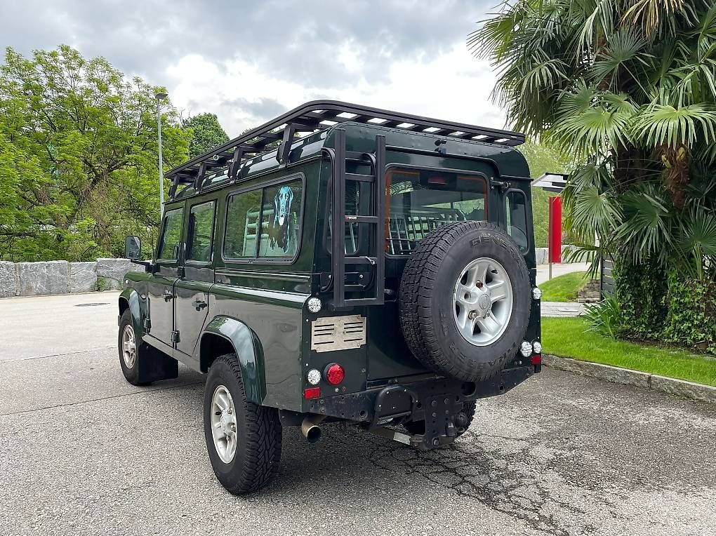 Automobili: Land Rover Defender 110 - TD5 – Usato da Melide venduto da gia_s9fv 1